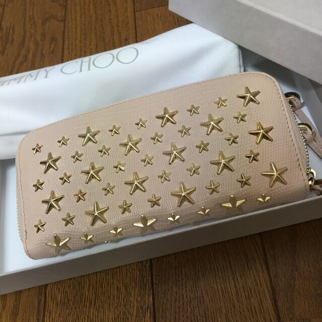 レディース(新品未使用) ジミーチュウ　長財布　ピンクベージュ JIMMY CHOO