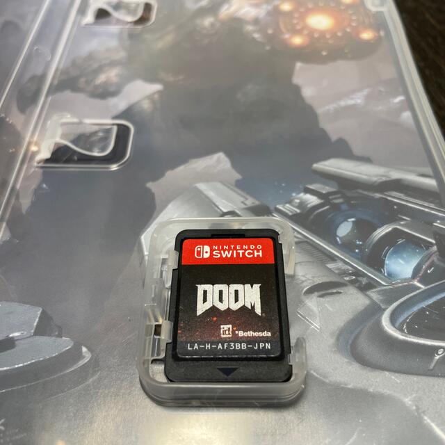 Nintendo Switch(ニンテンドースイッチ)のDOOM Switch エンタメ/ホビーのゲームソフト/ゲーム機本体(家庭用ゲームソフト)の商品写真