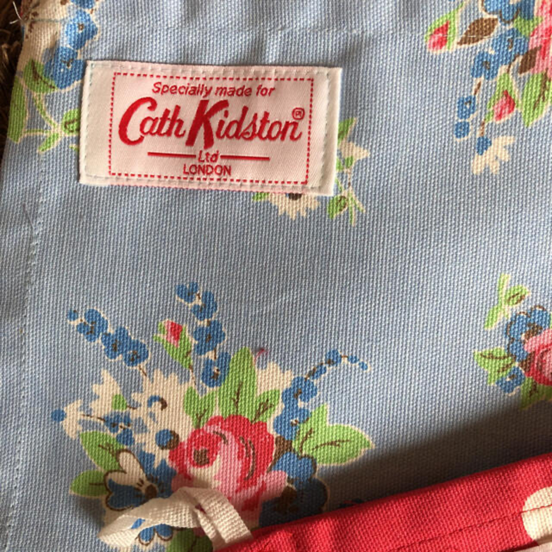 Cath Kidston(キャスキッドソン)のキャスキッドソン　ティータオル　3枚セット インテリア/住まい/日用品のキッチン/食器(収納/キッチン雑貨)の商品写真