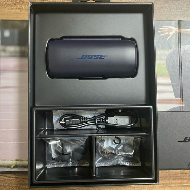 BOSE(ボーズ)のBose ワイヤレスイヤホン　オレンジ スマホ/家電/カメラのオーディオ機器(ヘッドフォン/イヤフォン)の商品写真