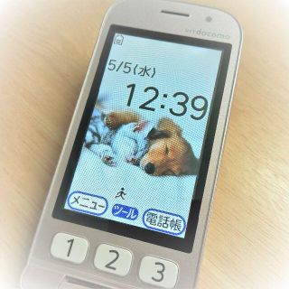 エヌティティドコモ(NTTdocomo)の📱FOMAらくらくホン ベーシック３（F-08C）(携帯電話本体)