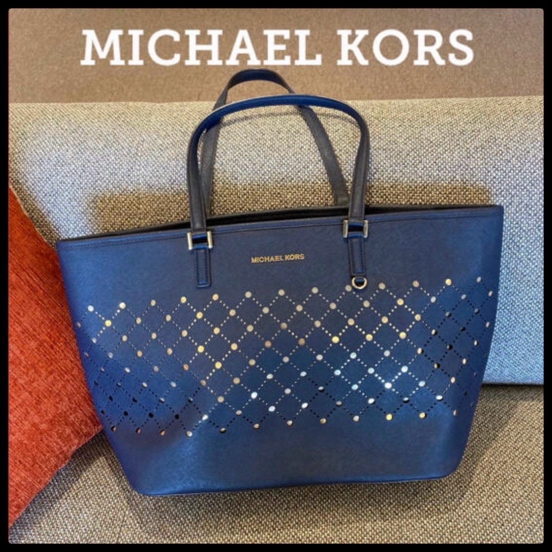 Michael Kors(マイケルコース)の美品‼️マイケルコース　ショルダーバッグ　a4トートバッグ　ブルー青 レディースのバッグ(トートバッグ)の商品写真