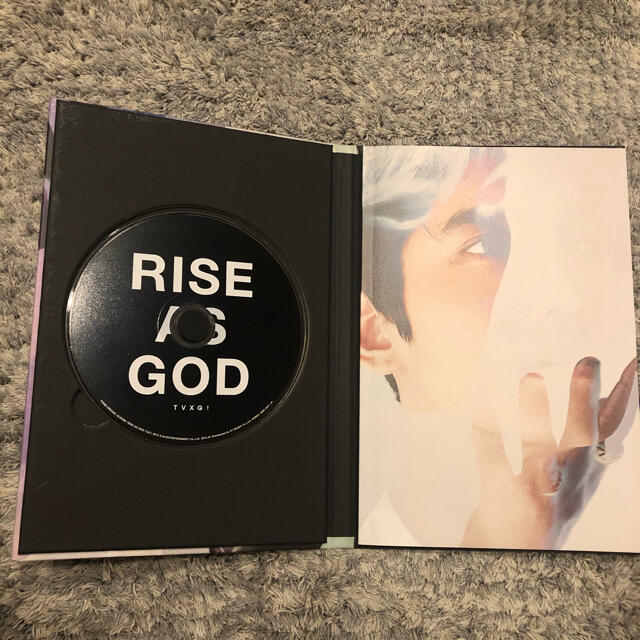 東方神起(トウホウシンキ)の(韓国盤)東方神起 / RISE AS GOD 【Black/ユノver.】 エンタメ/ホビーのCD(K-POP/アジア)の商品写真