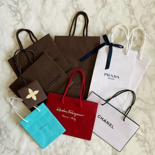 ルイヴィトン(LOUIS VUITTON)の紙袋セット【8枚入り・ルイヴィトン、プラダ、ティファニーなど】(ショップ袋)