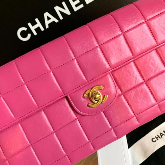 CHANEL(シャネル)のCHANEL シャネル 美品 チョコバー マトラッセ チェーンショルダー バッグ レディースのバッグ(ショルダーバッグ)の商品写真