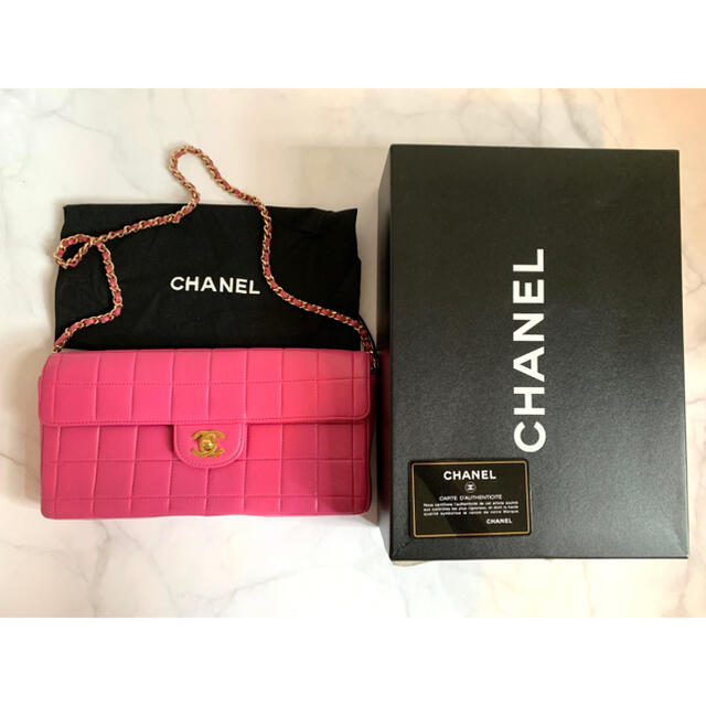 CHANEL(シャネル)のCHANEL シャネル 美品 チョコバー マトラッセ チェーンショルダー バッグ レディースのバッグ(ショルダーバッグ)の商品写真