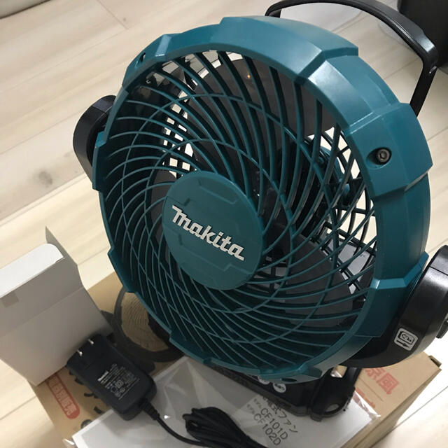 makita 充電式ファン CF102D 扇風機 アウトドア