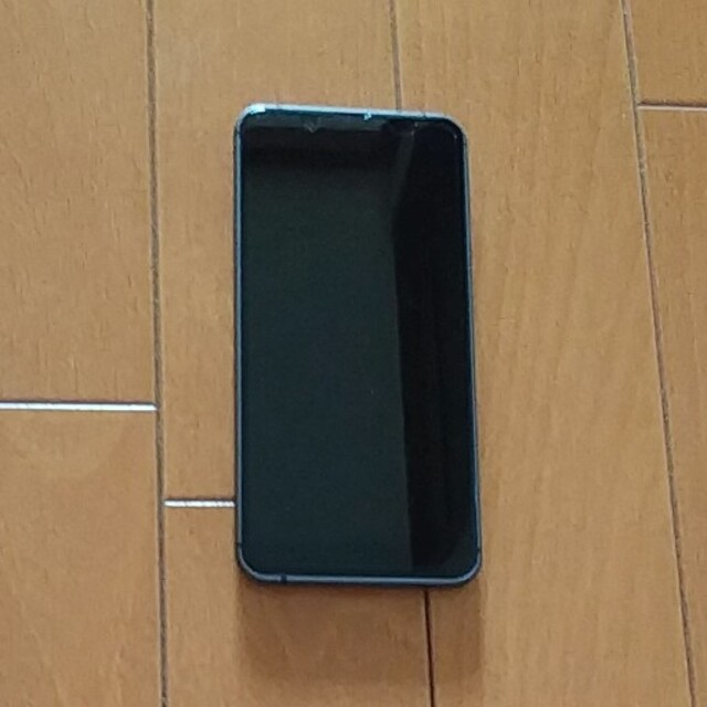 AQUOS(アクオス)のAQUOS sense3 basic SHV48 スマホ/家電/カメラのスマートフォン/携帯電話(スマートフォン本体)の商品写真