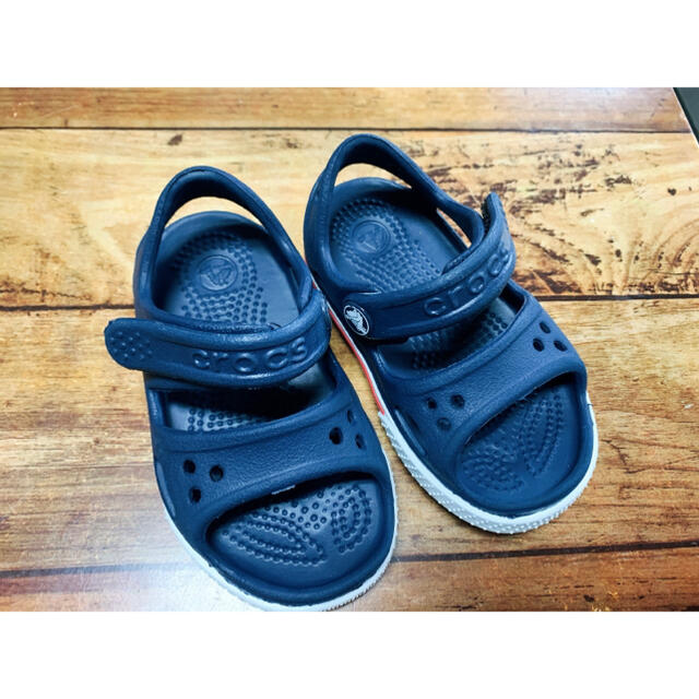 crocs(クロックス)のベビー サンダル キッズ/ベビー/マタニティのベビー靴/シューズ(~14cm)(サンダル)の商品写真