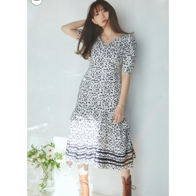 herlip to♡ Lip Floral-printed Midi Dress レディースのワンピース(ロングワンピース/マキシワンピース)の商品写真