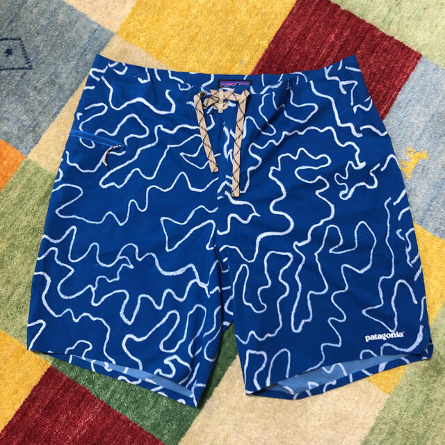 patagonia(パタゴニア)のパタゴニア patagonia ウェーブフェアラー ボードショーツ メンズの水着/浴衣(水着)の商品写真