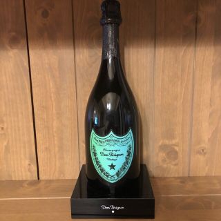 ドンペリニヨン(Dom Pérignon)のドンペリ(シャンパン/スパークリングワイン)