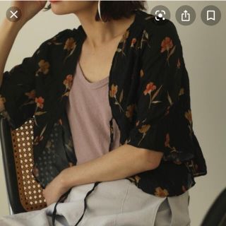 トゥデイフル(TODAYFUL)のトゥデイフル　Georgette Flower Cardigan 新品タグ付き(カーディガン)