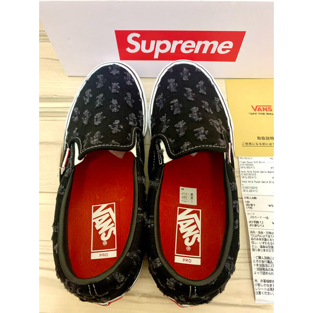 Supreme(シュプリーム)の27.5cm US10 Supreme Vans Slip On スリッポン 黒 メンズの靴/シューズ(スリッポン/モカシン)の商品写真