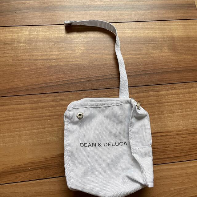 DEAN & DELUCA(ディーンアンドデルーカ)の【DEAN & DELUCA】保冷バッグ 3サイズ☆セット☆付録❗️ インテリア/住まい/日用品のキッチン/食器(弁当用品)の商品写真