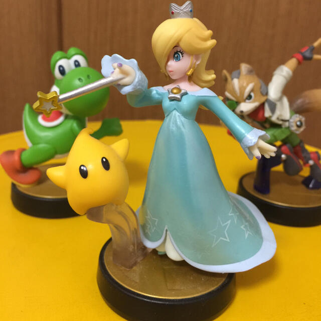 Nintendo Switch - amiibo ロゼッタ チコ ヨッシー フォックス Nintendo Switch - amiibo ロゼッタ チコ ヨッシー フォックス