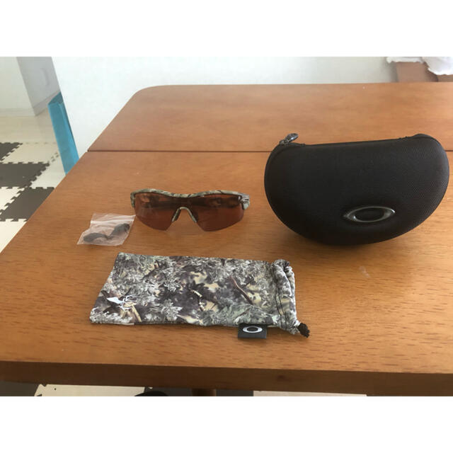 Oakley(オークリー)の【クーポン❗️】オークリー　サングラス　カモフラデザイン　ゴルフ メンズのファッション小物(サングラス/メガネ)の商品写真