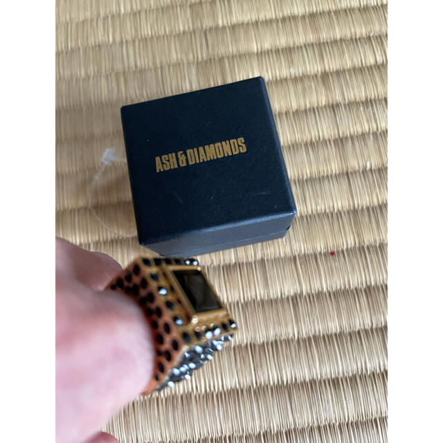 ASH&DIAMONDS(アッシュアンドダイアモンド)のASH＆DIAMONDのオニキスの指輪 レディースのアクセサリー(リング(指輪))の商品写真