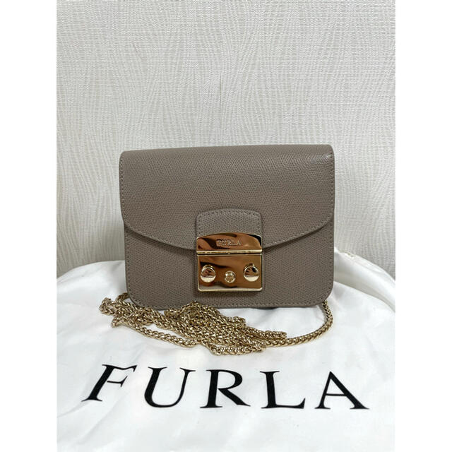 バッグfurla フルラ　メトロポリス　サッピア　ショルダーバッグ　美品