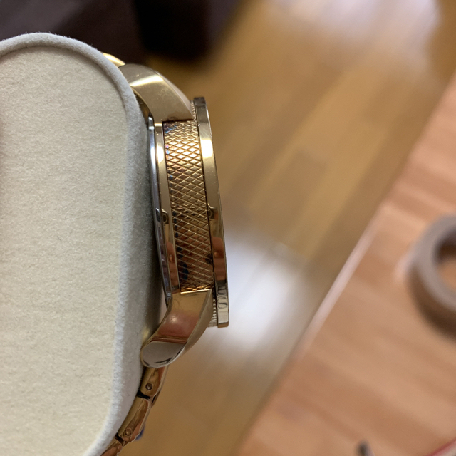 DIESEL(ディーゼル)のDIESEL 腕時計 ゴールド メンズの時計(腕時計(アナログ))の商品写真