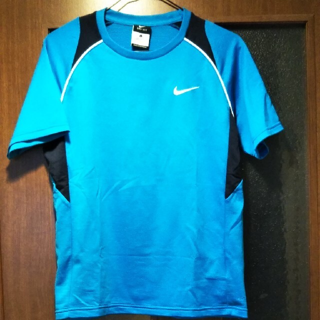 NIKE(ナイキ)のりぃ様専用　ナイキTシャツ キッズ/ベビー/マタニティのキッズ服男の子用(90cm~)(Tシャツ/カットソー)の商品写真