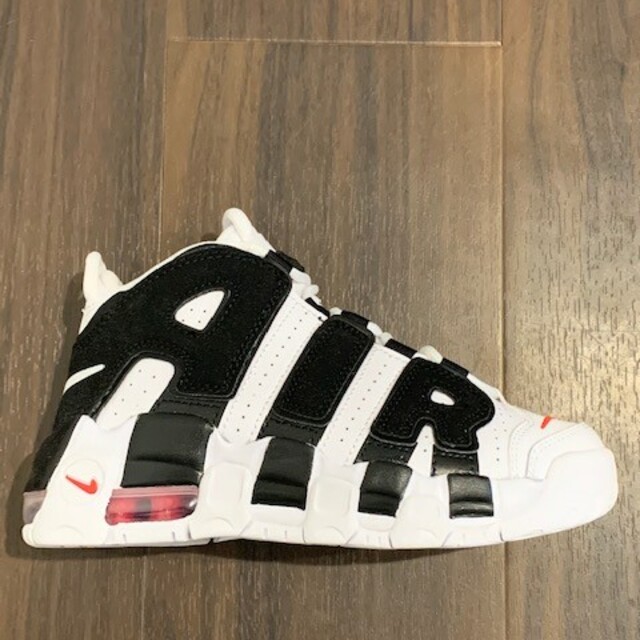 NIKE(ナイキ)の⭐21㎝⭐海外限定2020年AIR MORE UPTEMPO(PS)ゼブラオレオ レディースの靴/シューズ(スニーカー)の商品写真