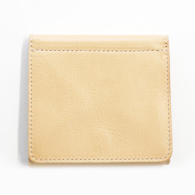 IL BISONTE(イルビゾンテ)の新品 イルビゾンテ 二つ折り財布 ヌメ コインケース ミニ財布 三つ折り ケース レディースのファッション小物(財布)の商品写真