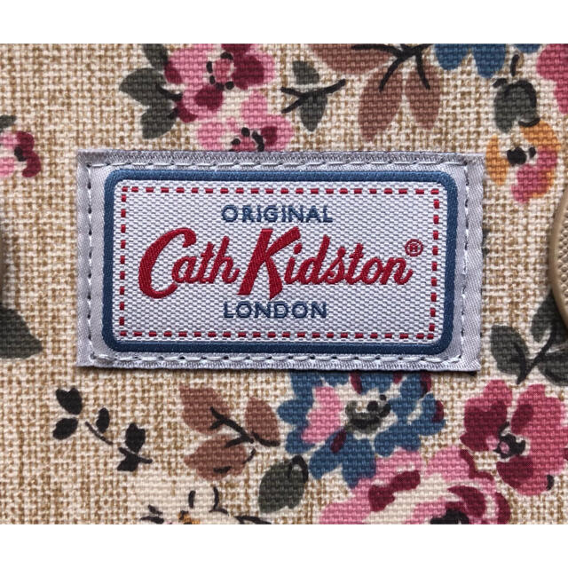 Cath Kidston(キャスキッドソン)の【新品タグ付き】　定価10,500円＋税　キャスキッドソン　ハンドバッグ　ローズ レディースのバッグ(ハンドバッグ)の商品写真