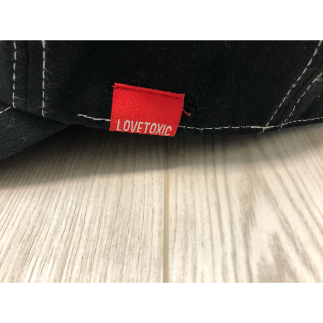 lovetoxic(ラブトキシック)のLovetoxic⭐︎ラブトキシック キャップ ブラック キッズ/ベビー/マタニティのこども用ファッション小物(帽子)の商品写真