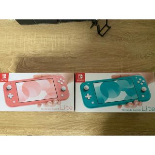 ニンテンドウ(任天堂)のNintendo Switch Lite2台セット(家庭用ゲーム機本体)