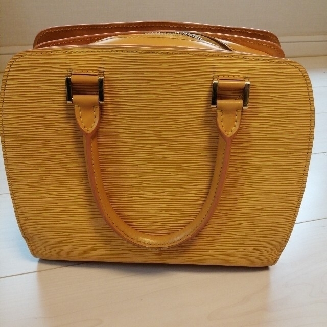LOUIS VUITTON】 エピ ポンヌフハンドバッグ バッグ LOUIS VUITTON】 エピ ポンヌフハンドバッグ バッグ