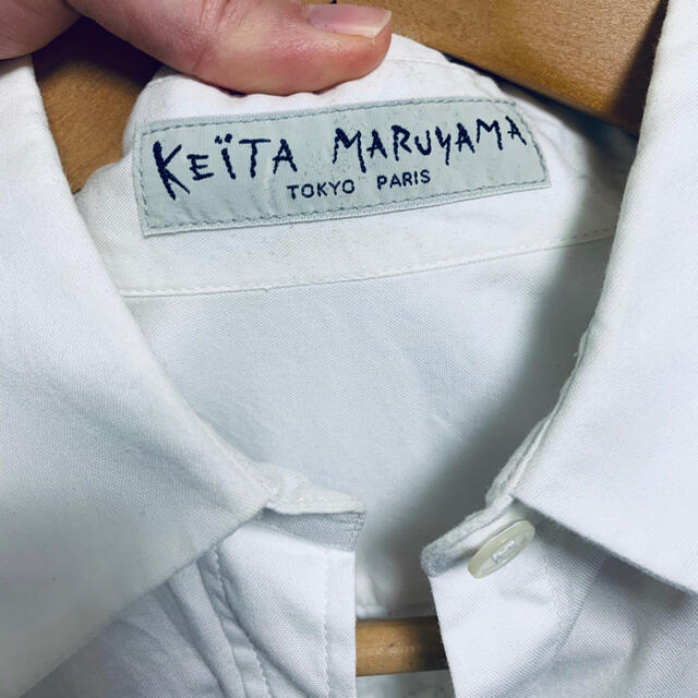 KEITA MARUYAMA TOKYO PARIS(ケイタマルヤマ)の【みりん様専用】keitamaruyama バックフリル白シャツ 2011ss レディースのトップス(シャツ/ブラウス(長袖/七分))の商品写真