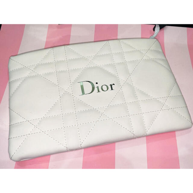 Dior(ディオール)のDior ディオール ポーチ ノベルティ キルティング レディースのファッション小物(ポーチ)の商品写真