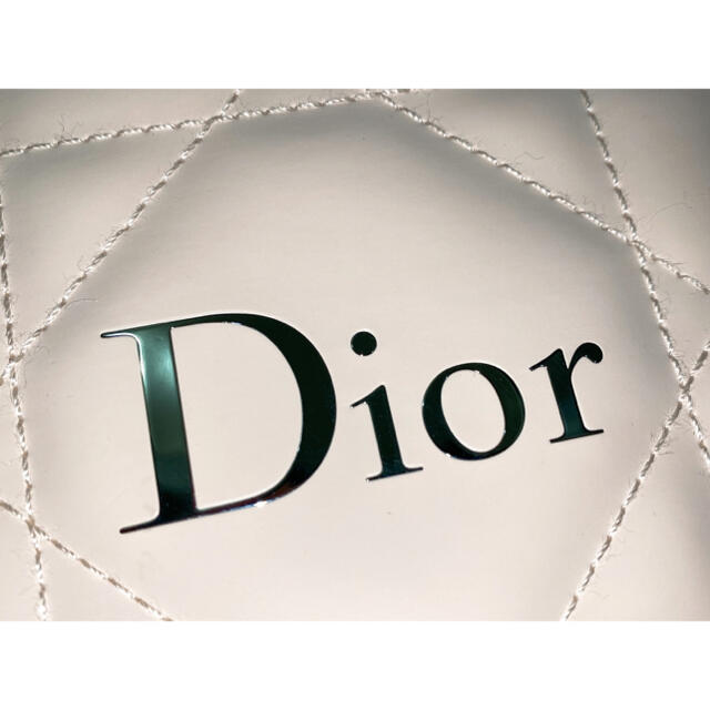 Dior(ディオール)のDior ディオール ポーチ ノベルティ キルティング レディースのファッション小物(ポーチ)の商品写真