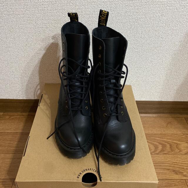 Dr.Martens(ドクターマーチン)のDr.Martens SEIRENE KENDRA (BLACK SENDAL) レディースの靴/シューズ(ブーツ)の商品写真