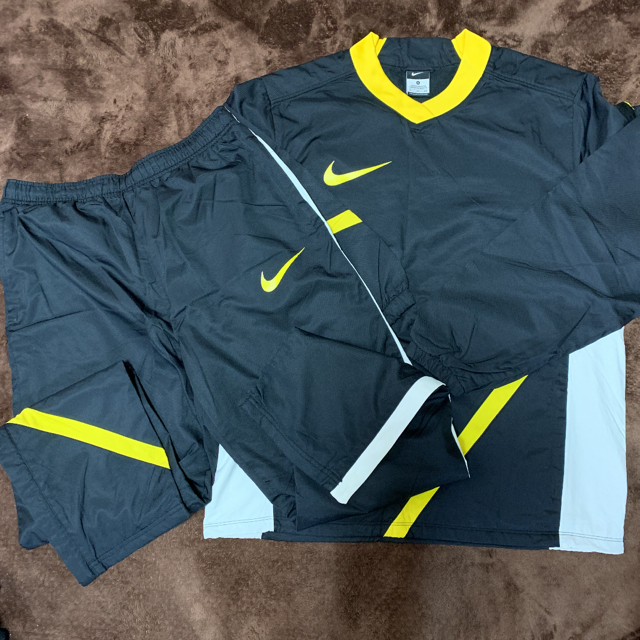 NIKE(ナイキ)のNIKE ジャージセットアップ スポーツ/アウトドアのスポーツ/アウトドア その他(その他)の商品写真