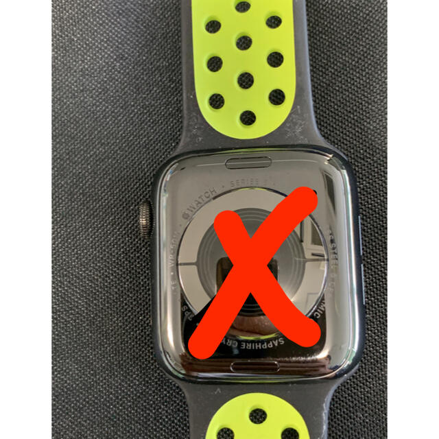 Apple(アップル)のApple Watch NIKE 純正バンド　ブラック　イエロー メンズの時計(ラバーベルト)の商品写真
