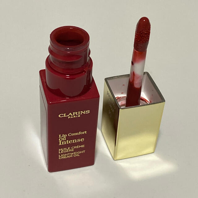 CLARINS(クラランス)のクラランス コンフォート リップオイル インテンス 4 コスメ/美容のベースメイク/化粧品(リップグロス)の商品写真