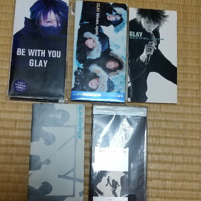 GLAY シングル ５枚セット エンタメ/ホビーのCD(ポップス/ロック(邦楽))の商品写真