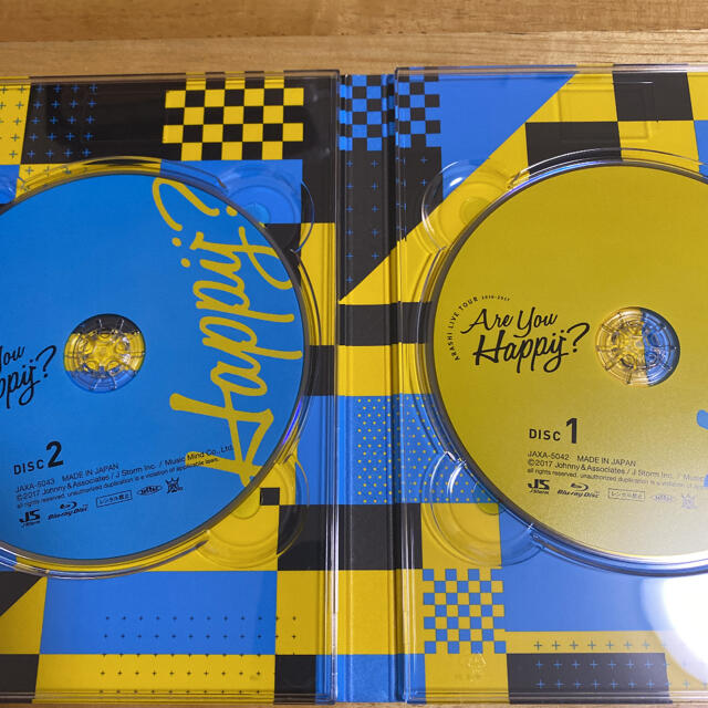 嵐(アラシ)のARASHI　LIVE　TOUR　2016-2017　Are　You　Happy エンタメ/ホビーのDVD/ブルーレイ(ミュージック)の商品写真