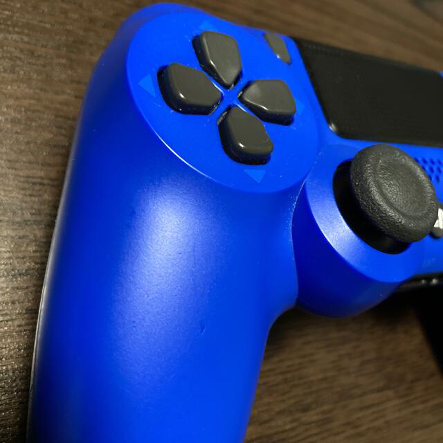 PlayStation4(プレイステーション4)の【ジャンク品】DUALSHOCK4 PS4 純正コントローラー 青 エンタメ/ホビーのゲームソフト/ゲーム機本体(その他)の商品写真