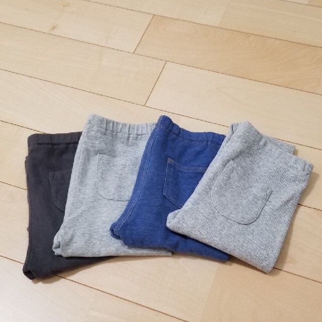 UNIQLO(ユニクロ)の【未使用品】UNIQLO♪baby♪レギンス4枚セット♪100cm キッズ/ベビー/マタニティのキッズ服男の子用(90cm~)(パンツ/スパッツ)の商品写真