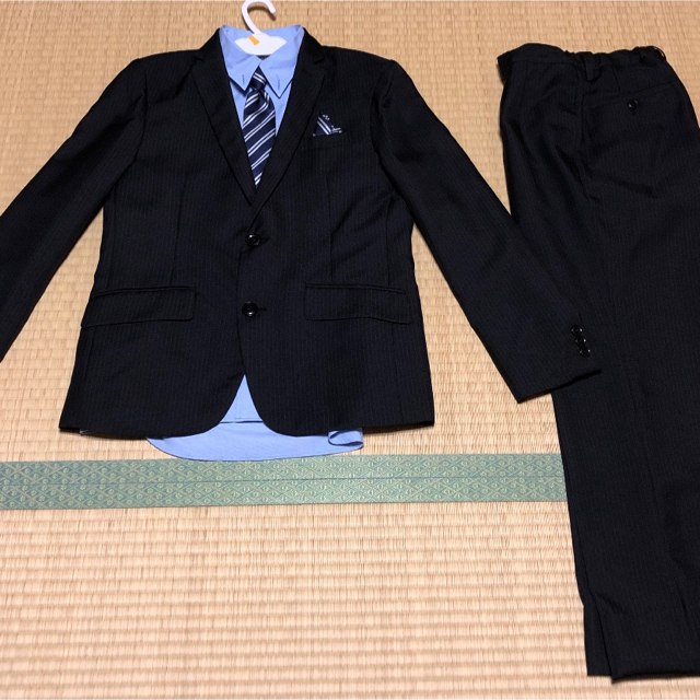 男児160フォーマルスーツ キッズ/ベビー/マタニティのキッズ服男の子用(90cm~)(ドレス/フォーマル)の商品写真