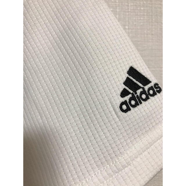 adidas(アディダス)のadidas★白しっかり素材Tシャツ レディースのトップス(Tシャツ(半袖/袖なし))の商品写真