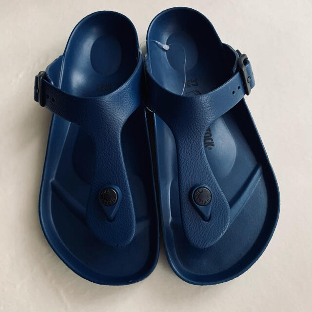 BIRKENSTOCK(ビルケンシュトック)の新品　ビルケンシュトック　ギゼ　紺　ネイビー　24 EVA Gizeh レディースの靴/シューズ(サンダル)の商品写真