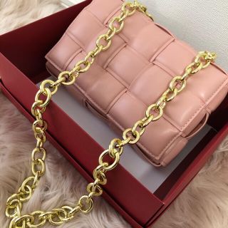 ボッテガヴェネタ(Bottega Veneta)のザチェーンカセット チェーンカセット カセットバッグ(ショルダーバッグ)