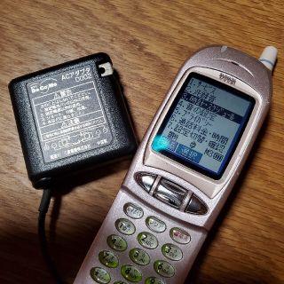 エヌティティドコモ(NTTdocomo)の【美品】D502i NTT DOCOMO  充電器付き!(携帯電話本体)