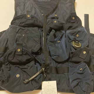 最高の品質 新品 定価5.8 C.P.COMPANY 50Fili ナイロンベスト ベスト