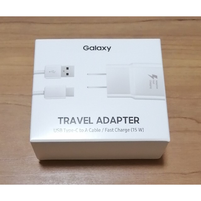 Galaxy(ギャラクシー)のGALAXY　TRAVEL ADAPTER　15W　急速充電器 スマホ/家電/カメラのスマートフォン/携帯電話(バッテリー/充電器)の商品写真