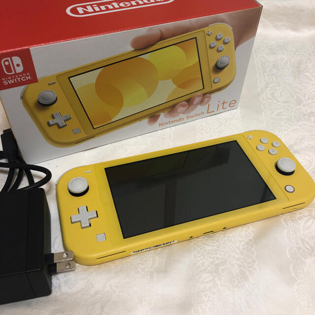 Nintendo swich lite　イエロー